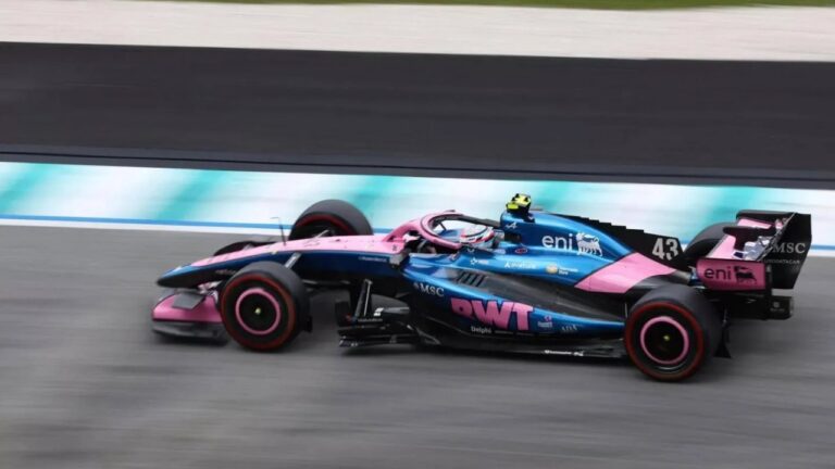 Franco Colapinto en el Gran Premio de Malasia de Fórmula 1 en Sepang