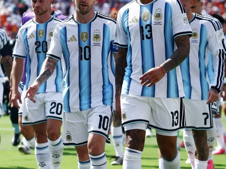 Cristian Cuti Romero, capitán de la Selección Argentina, en una entrevista
