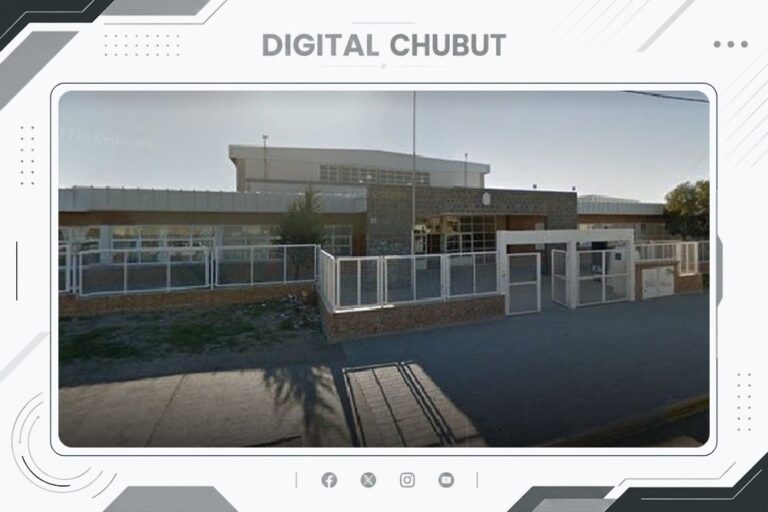Fachada de la Escuela Provincial N° 789 de Puerto Madryn