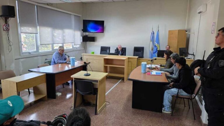 Fachada de la Comisaría Segunda de Esquel, donde se encontraba detenido el imputado