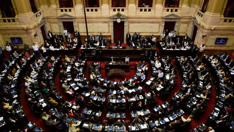 Sesión especial en la Cámara de Diputados sin quórum para tratar el DNU 70/23