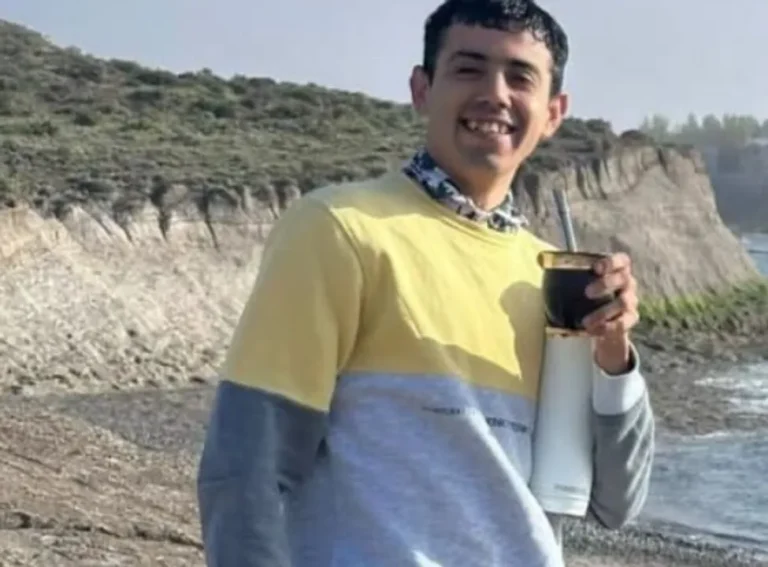 Fotografía de Tomás Facundo Amaya, joven de 27 años buscado en Comodoro Rivadavia