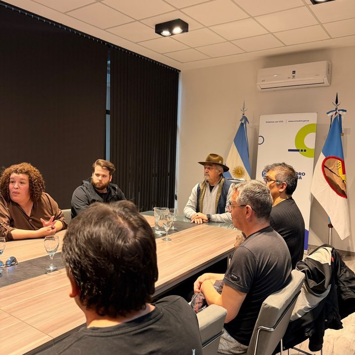 Reunión entre el intendente Othar Macharashvili y choferes de Patagonia Argentina en Comodoro Rivadavia