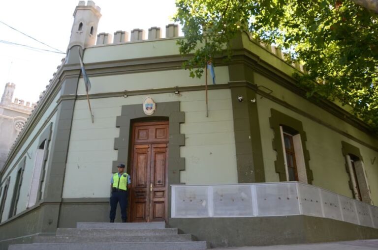 Edificio de la Casa de Gobierno de Neuquén