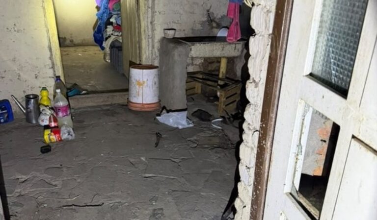 Trabajador rural en una chacra de Gaiman, Chubut